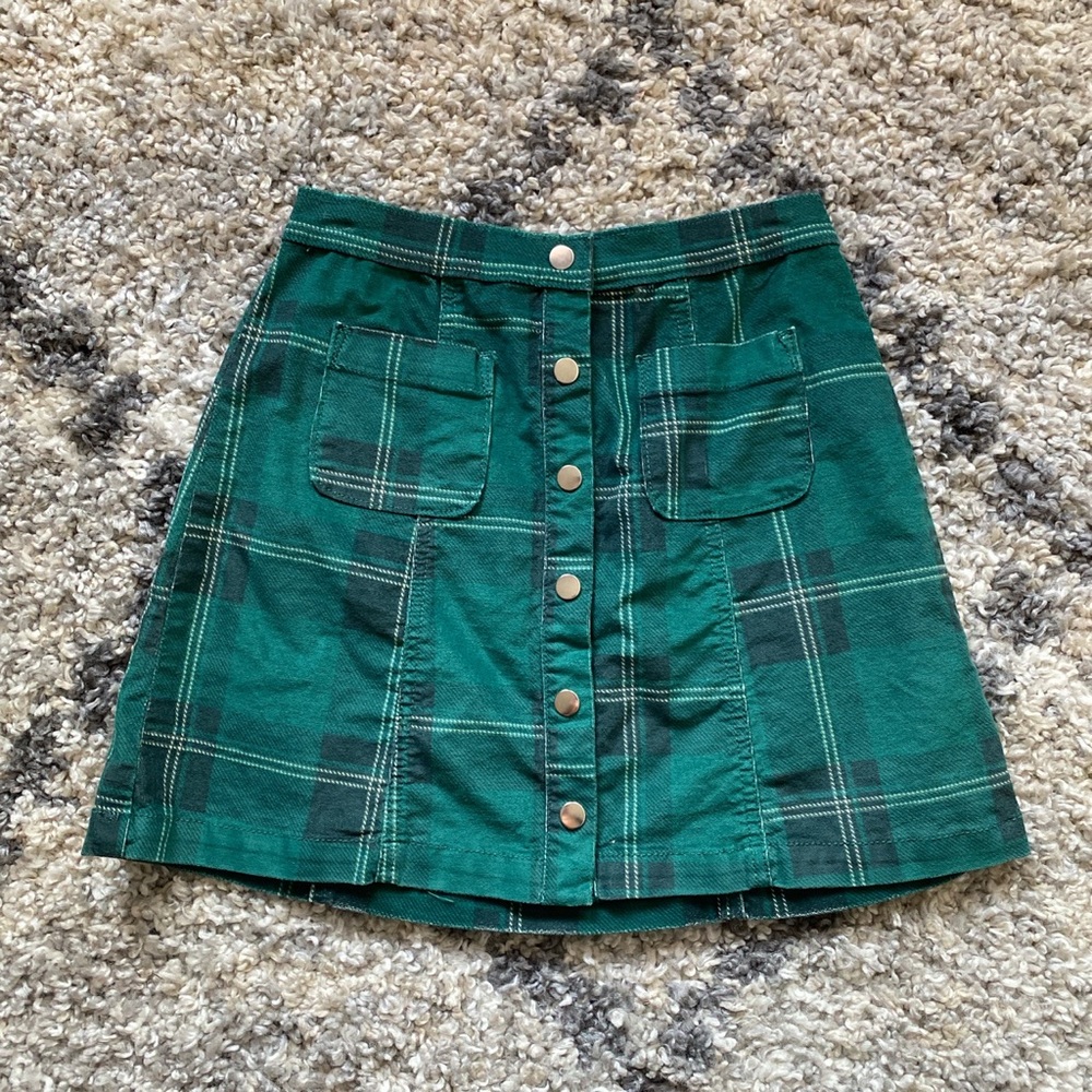 Urban Outfitters Green Plaid Mini Skirt - Picture 1 of 3